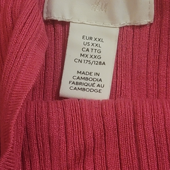 H&M crop top - Picture 2 of 2